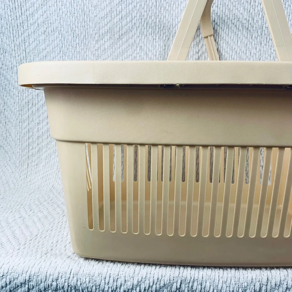 Vtg Rubbermaid Store N Carry Grocery Shopping‎ Basket Beige Plastic Utility 2686